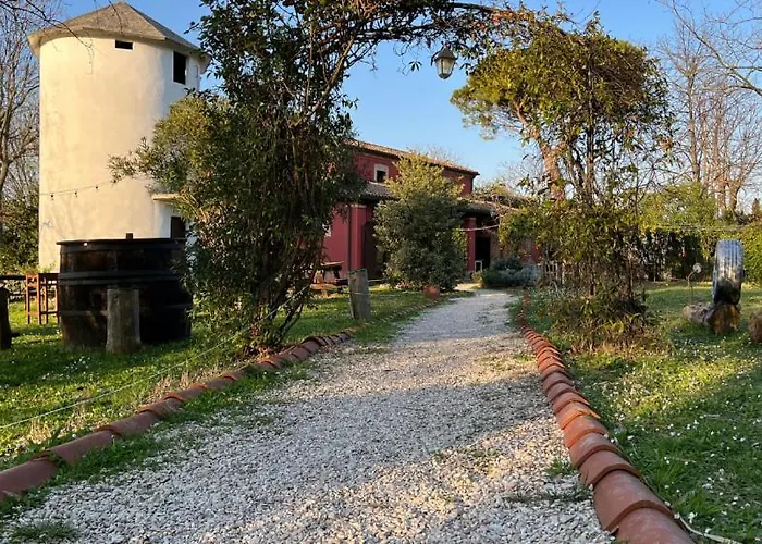 Agriturismo Case Mori مزرعة للإقامة