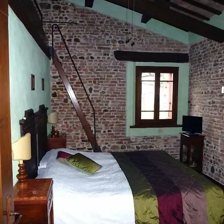 Agriturismo Case Mori مزرعة للإقامة *